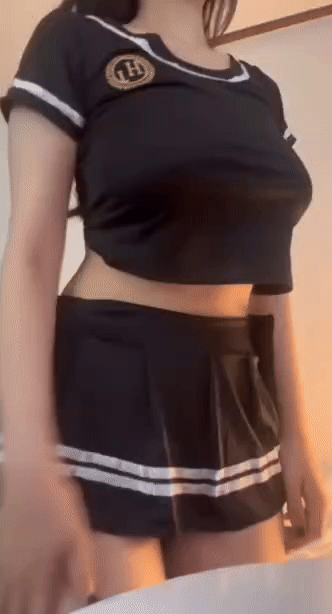 8b08a0802f6fc8cc9bee635da6aca402_1718372167_9789.gif